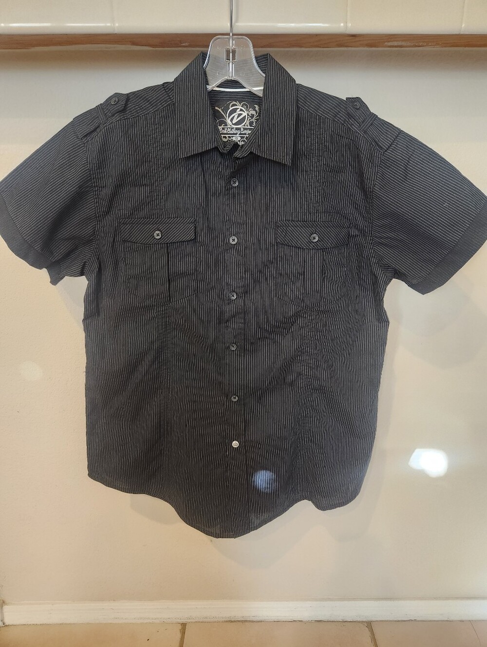 Men's Casual Short-Sleeve Pinstripe Button-Down Shirt - Black
